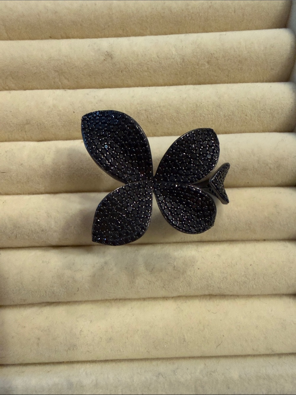Black Pave Crystal Four-Petal Flower 925 ring size 7